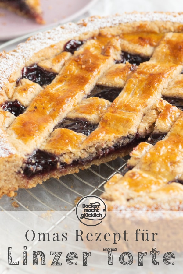 Einfaches Rezept für Original Linzer Torte. Saftig, fruchtig, mürbe - so wie der Linzer Kuchen sein muss