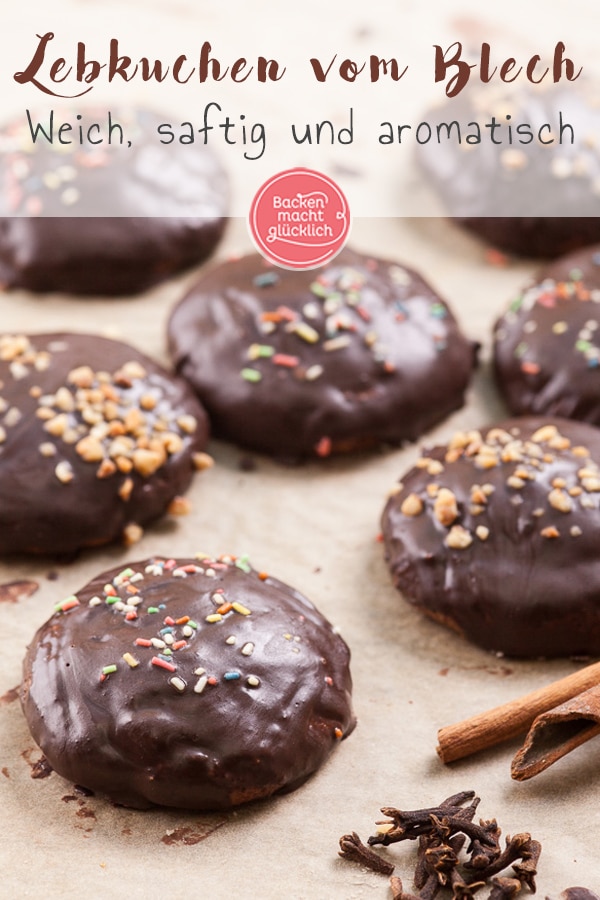 Mit diesem einfachen Lebkuchenrezept backt ihr im Nu aromatische und weiche Lebkuchen, die nicht durchziehen müssen. So schmeckt die Weihnachtszeit garantiert!