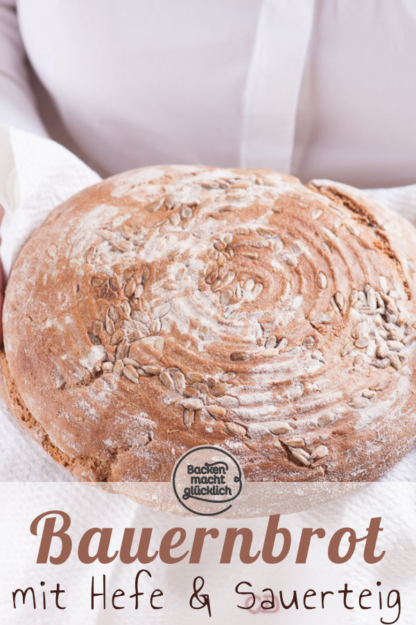 Einfaches Rezept für ein gesundes Bauernbrot. Das Vollkornbrot ist kinderleicht zu machen. Bei uns ist dieses Bauernbrot mit Dinkel mittlerweile absoluter Standard.