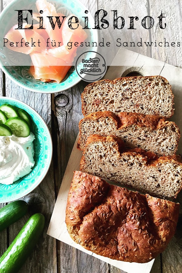 Tolles Rezept für ein einfaches Low Carb Brot. Das Low Carb Brot ist schnell gemacht und perfekt für gesunde Sandwiches. Für dieses Eiweißbrot-Rezept braucht ihr nur wenige Zutaten. 