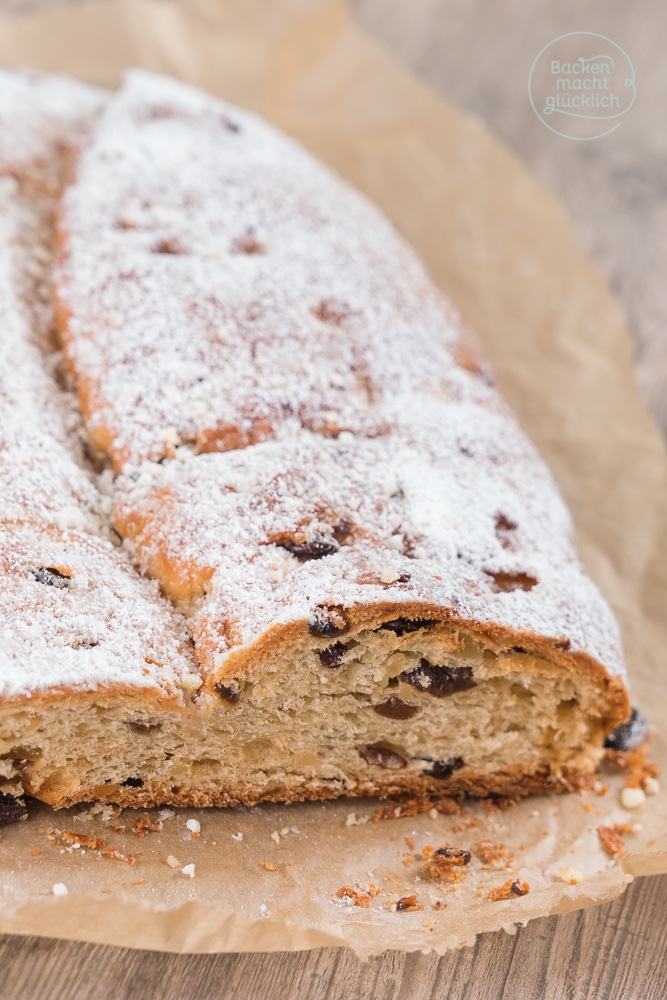 Der saftige Christstollen mit Marzipan ist ein echter Klassiker in der Weihnachtszeit. Ein Schritt für Schritt Rezept für Christstollen, der garantiert gelingt!