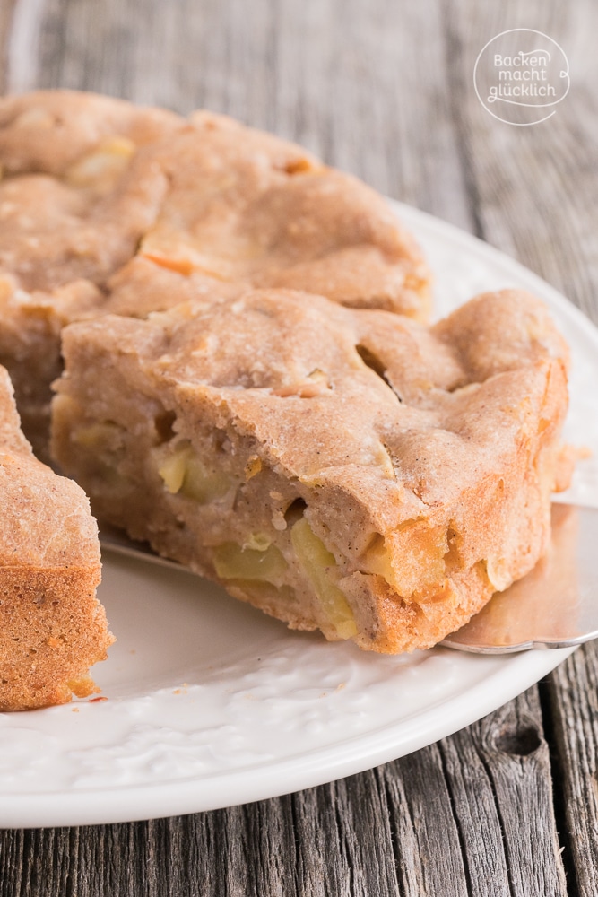 Dieser Apfelkuchen ist vegan, zuckerfrei, kalorienarm - und trotzdem super saftig und fruchtig. Der gesunde Apfelkuchen ist perfekt für Babys, Kleinkinder und gesundheitsbewusste Genießer!