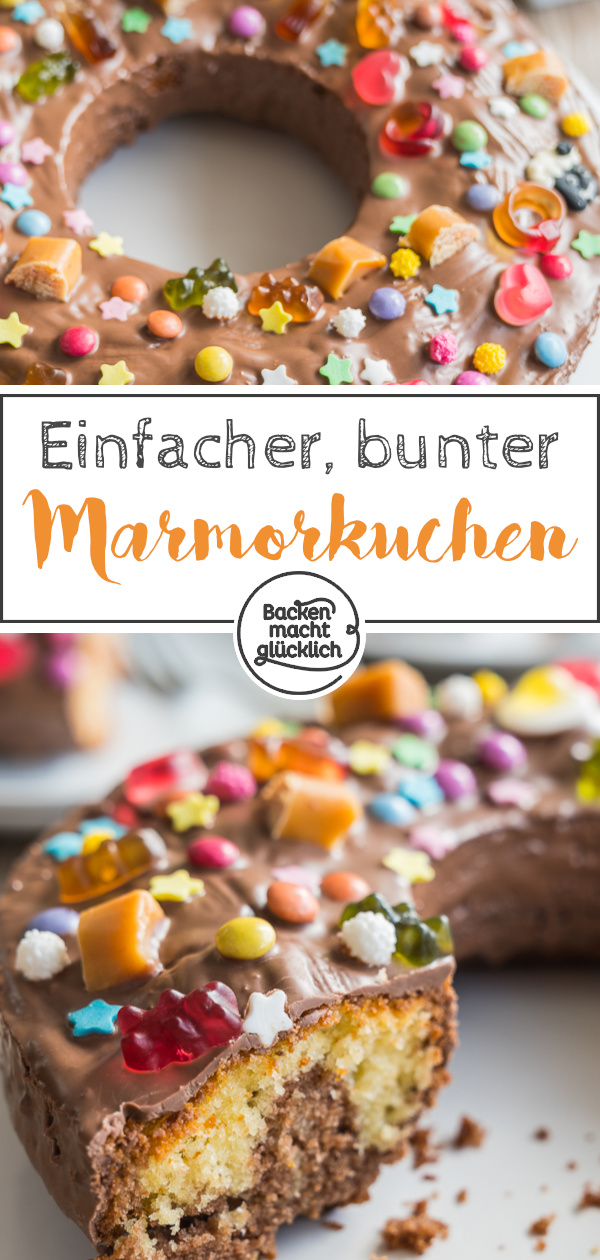 Auf der Suche nach einem tollen Geburtstagskuchen für Kinder? Dieser kunterbunt verzierte Marmorkuchen kommt immer gut an!