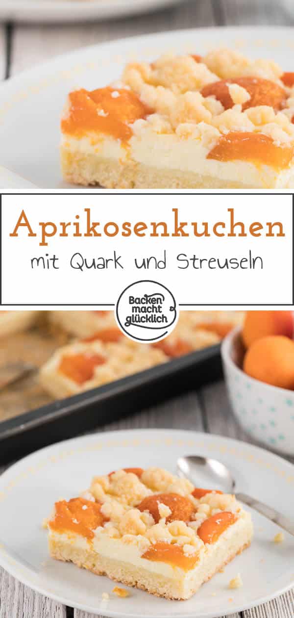 Fruchtig, saftig, cremig: Dieser Aprikosenkuchen mit Quark und Streuseln ist einer der besten Blechkuchen für den Sommer. Der köstliche Aprikosen-Streuselkuchen ist ein echter Genuss für die ganze Familie. #streuselkuchen #aprikosen #marille #aprikosenkuchen #streusel #backenmachtglücklich