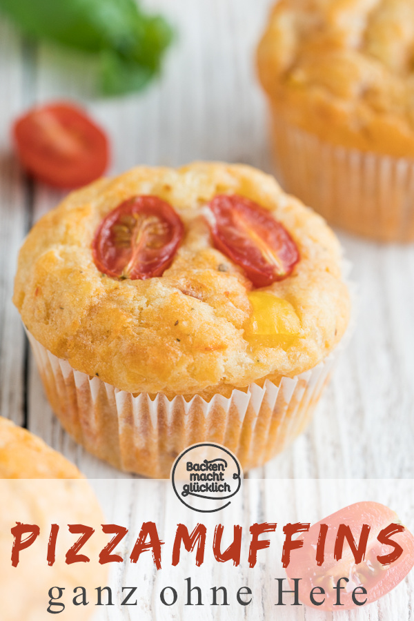 Schnelle Pizzamuffins ohne Hefe sind ein toller Partysnack für groß und klein - sie kommen garantiert gut an!
