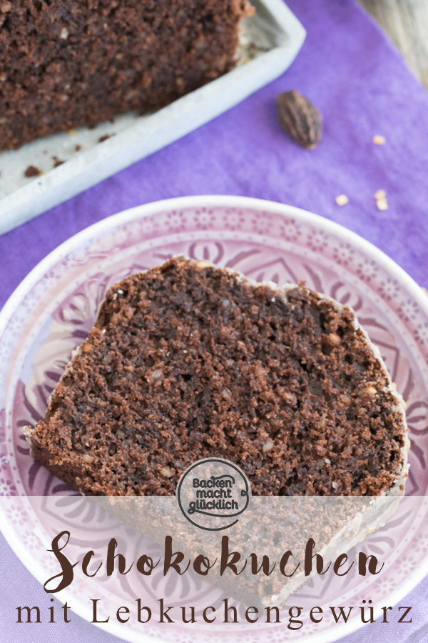 Saftiger Gewürz-Kuchen mit Schokolade, Lebkuchengewürz und Zimtguss. Ein echter Klassiker für die kalte Jahreszeit!