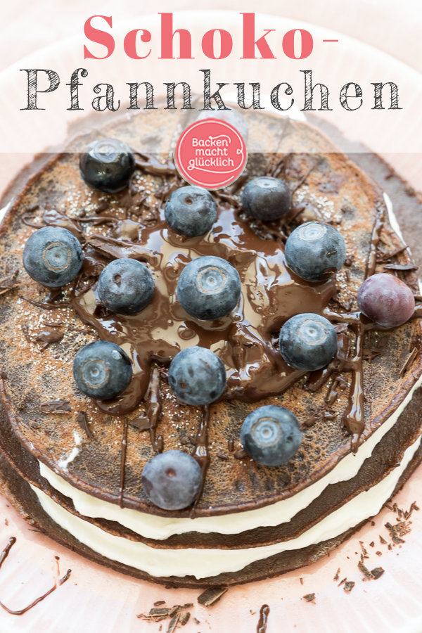 Diese Pfannkuchen mit Schokolade schmecken pur, als Torte, mit Bananen oder Nutella. Ein Hit für die ganze Familie!