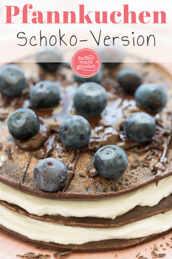 Diese Pfannkuchen mit Schokolade schmecken pur, als Torte, mit Bananen oder Nutella. Ein Hit für die ganze Familie!