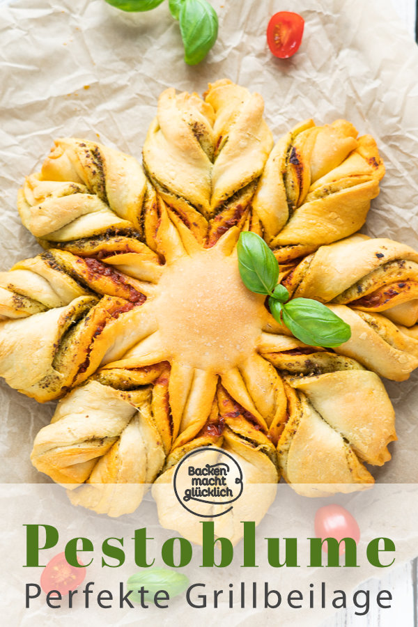 Diese köstliche Pesto-Blume mit Pizzateig ist ein echter Hingucker. Perfekt für Partys und als Grillbeilage!