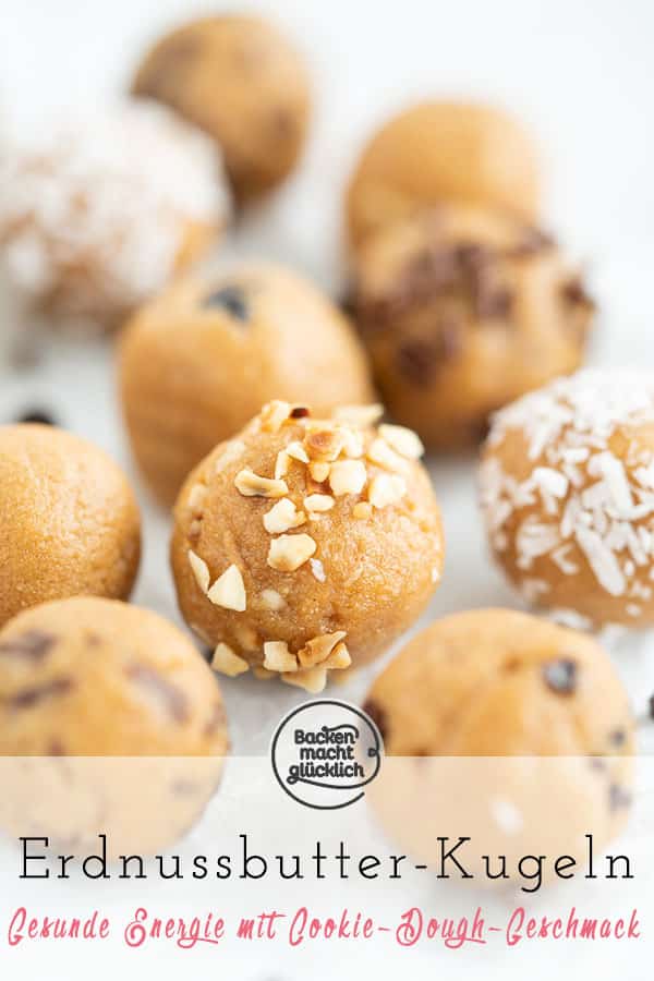 Tolle Powerbällchen: Diese Erdnussbutter Protein Balls schmecken wie Cookie-Teig, geben aber gesunde Energie. Die gesunden Protein Kugeln sind auch vegan sowie glutenfrei möglich.