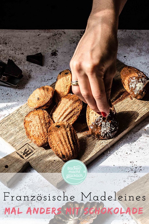 Tolles Rezept für köstliche Madeleines mit Schokolade. Das klassische Französische Sandgebäck wird in den entzückenden Muschelformen gebacken. Der Rührteig der Madeleines wird herrlich fluffig und zergeht auf der Zunge