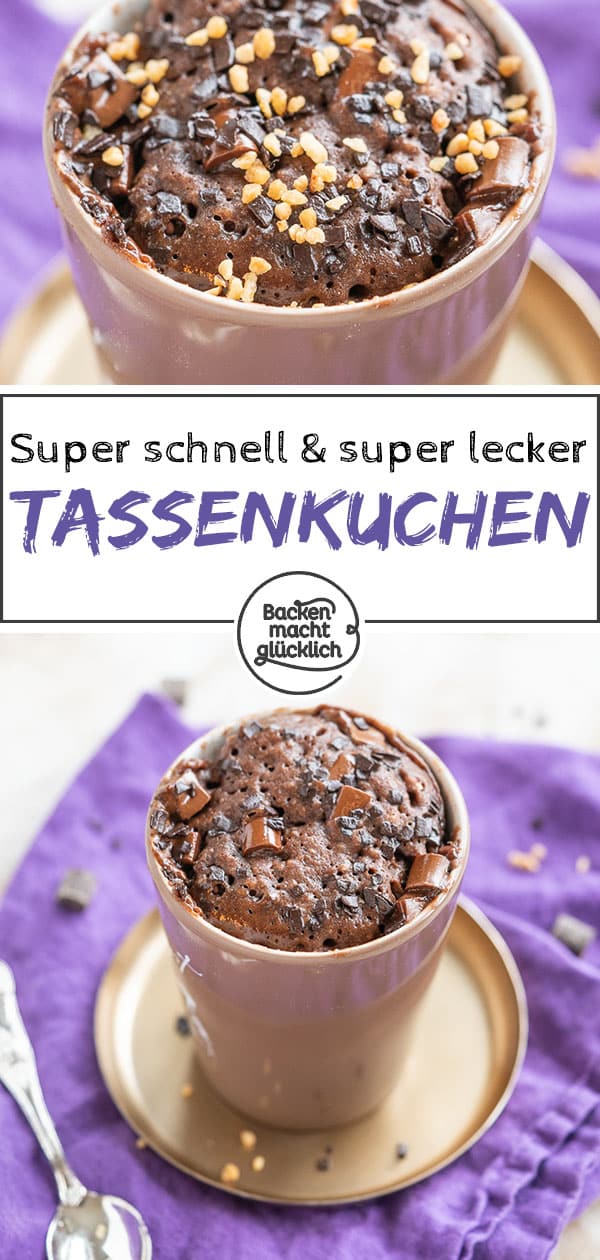 Dieser saftige Tassenkuchen ist ein blitzschneller Genuss. Der einfache Mikrowellenkuchen mit Nougat und Schokolade ist innerhalb weniger Minuten fertig!