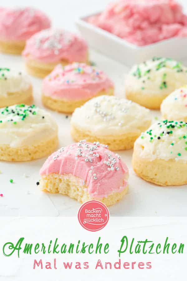 Sugar Cookies sind herrlich softe amerikanische Plätzchen mit üppigem Frosting. Diese bunt verzierten Yogurt Sugar Cookies sind ein echter Hingucker!