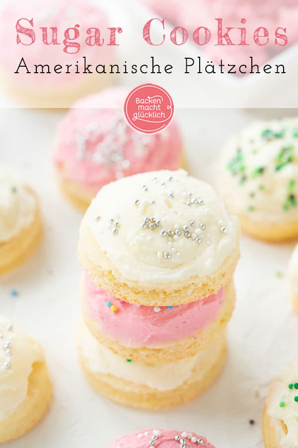 Sugar Cookies sind herrlich softe amerikanische Plätzchen mit üppigem Frosting. Diese bunt verzierten Yogurt Sugar Cookies sind ein echter Hingucker!