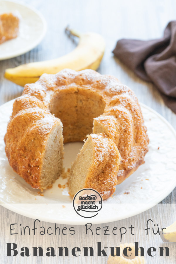 Dieses Bananenkuchen-Grundrezept ist kinderleicht und lässt sich gut abwandeln. Der einfache Bananenkuchen ist ein absoluter Kuchenklassiker. Zurecht, denn der Bananenkuchen schmeckt einfach immer!