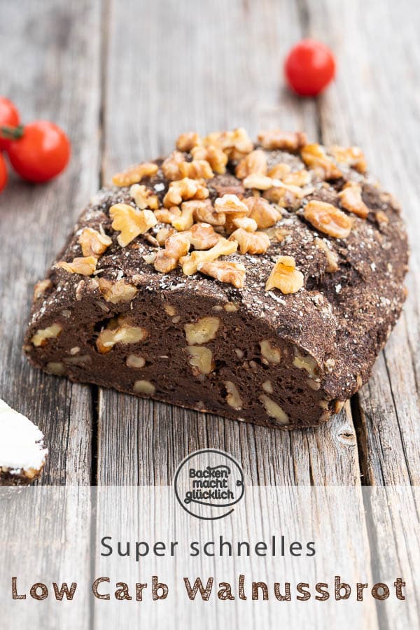 Dieses köstliche Low Carb Walnussbrot ist eine tolle Brotalternative, die kaum Kohlenhydrate enthält. Außerdem ist das leckere Brot mit Walnussmehl komplett glutenfrei! #walnussbrot #brotbacken #lowcarb #glutenfrei #backenmachtglücklich