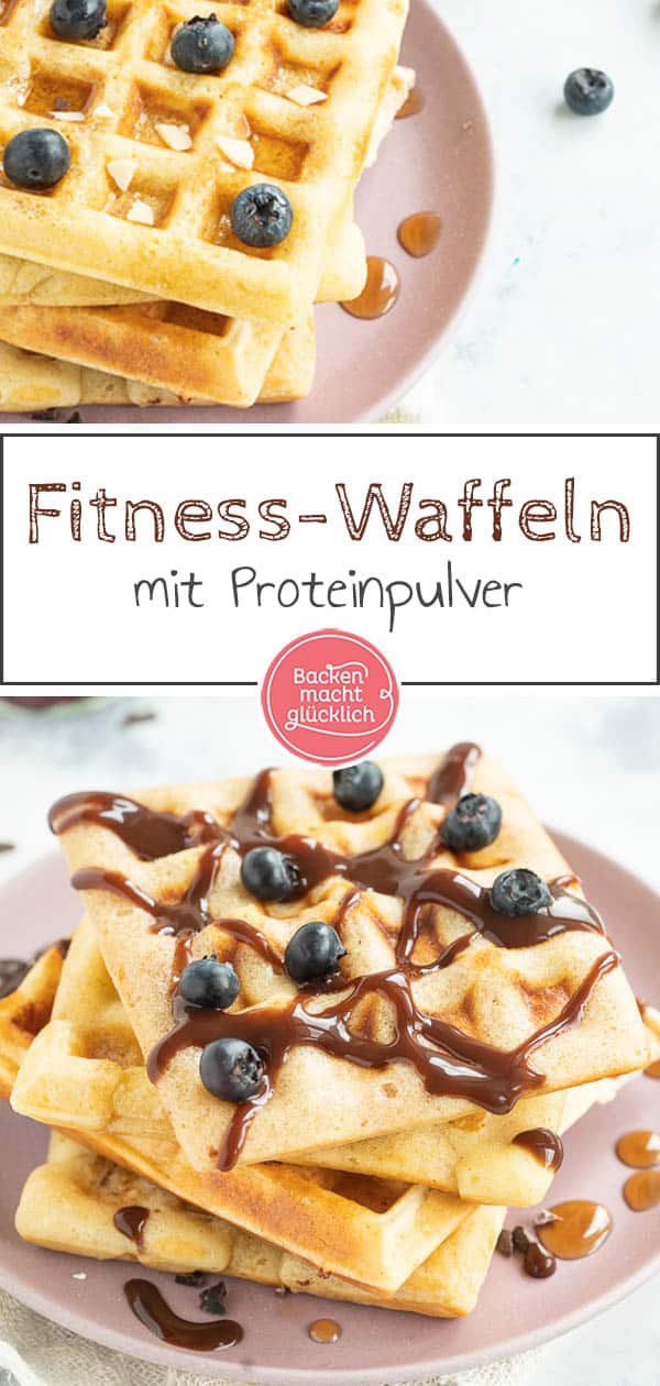 Die leckeren Protein-Waffeln ohne Zucker und Mehl versorgen euch mit richtig viel Eiweiß und sind komplett glutenfrei. Die gesunden Low Carb Waffeln sind außerdem blitzschnell gebacken und schmecken super köstlich! Ein wahrer Genuss für die ganze Familie. #waffeln #lowcarb #glutenfrei #eiweiß #lowcarbwaffeln #ohnezucker #fitness #backenmachtglücklich