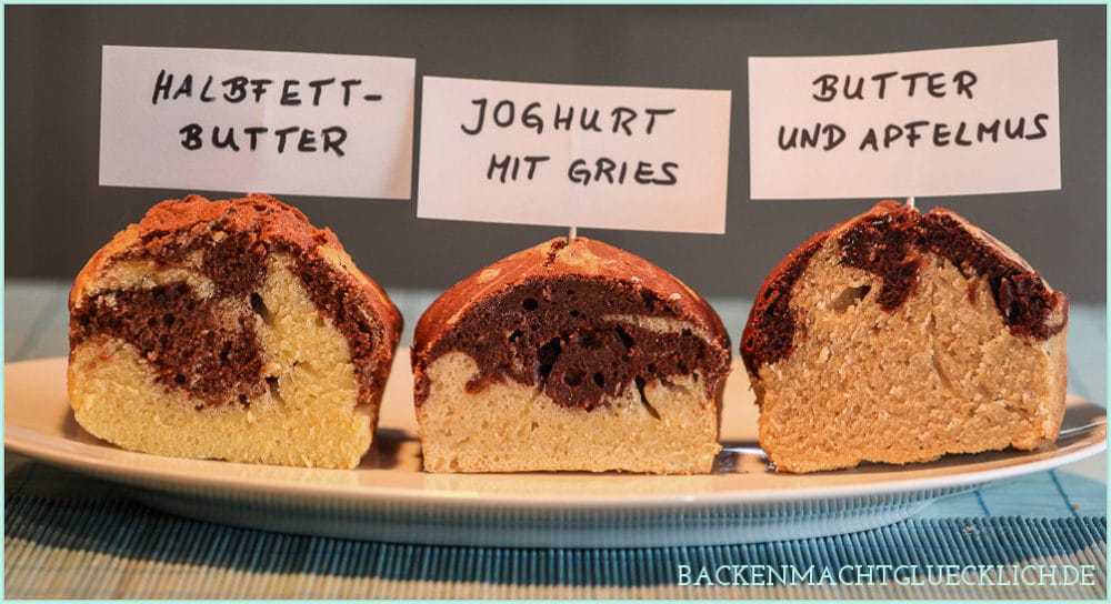 So kann man Butter ersetzen beim Backen: Mit unseren Tipps ist Kuchen backen ohne Butter kein Problem mehr - egal, ob du zu wenig Butter für den Kuchen hast oder Fett sparen möchtest. Mit großem Test, was Erdnussmus statt Butter, Joghurt statt Butter, Buttermilch statt Butter, Apfelmus statt Butter und Halbfettbutter statt Butter im Teig bewirken. #butterersatz #butterersetzen #backen #halbfettbutter #backenmachtglücklich