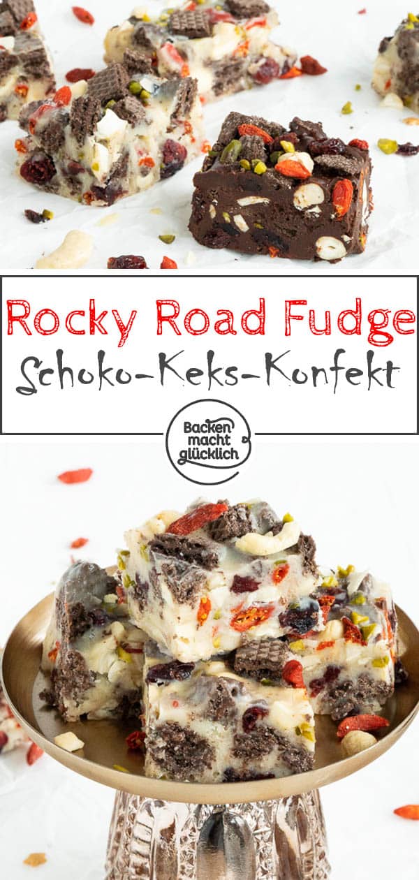 Rocky Road Fudge: Diese Toffee-Happen aus weißer Schokolade, dunklen Knusperwaffeln, Nüssen, Kernen und Trockenfrüchten sind eine köstliche Nascherei (nicht nur) im Winter!