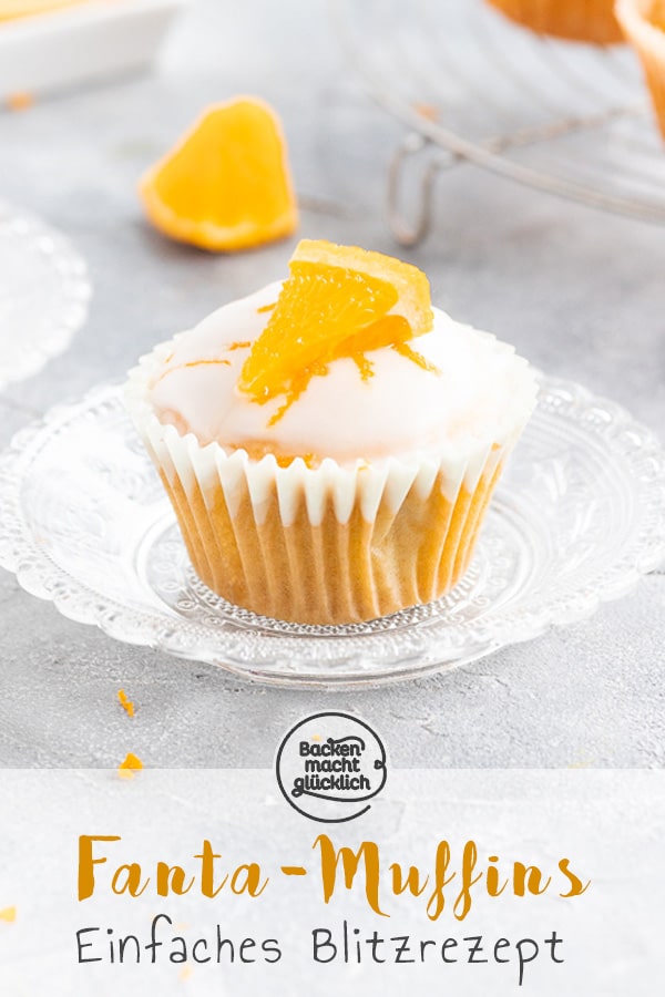 Schnelle und saftige Fantamuffins, die Groß und Klein schmecken! Das Blitzrezept für die Muffins mit Limonade ist eins meiner absoluten Lieblinge, wenn’s mal schnell gehen muss.