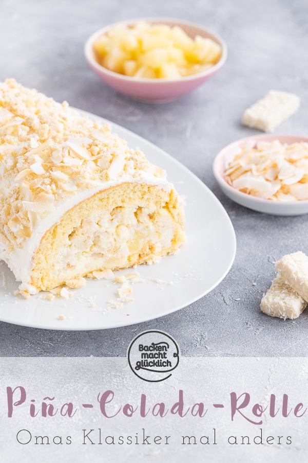 Kokos-Biskuitroulade mit Ananas: Diese köstliche Piña-Colada-Rolle aus fluffigem Teig, cremiger Füllung und leichtem Crunch ist ein Klassiker mit modernem Touch. Die Kokos-Rolle passt perfekt in den Sommer!