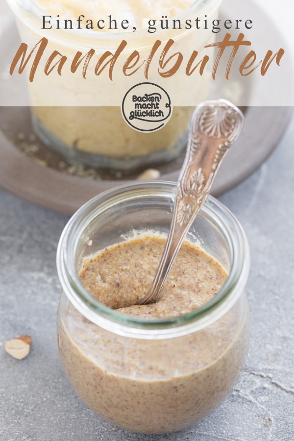 Mit diesem Grundrezept für helles oder dunkles Mandelmus müsst ihr die Creme ab jetzt nie mehr kaufen. Die Mandelbutter ist wunderbar zu variieren, einfach zuzubereiten und unheimlich lecker!