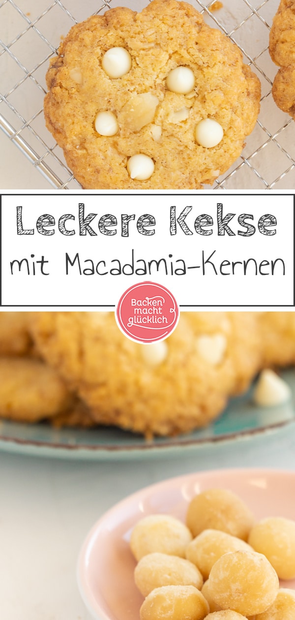 Amerikanische Kekse mit gesalzenen Macadamia-Kernen und weißen Schokodrops - die Macadamia-Cookies schmecken viel besser als im Coffee Shop und sind dezenter gesüßt.