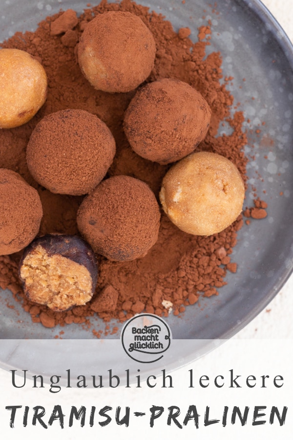 Nur 10 Minuten Zeit, aber Lust auf Pralinen? Mit diesem einfachen Rezept für Tiramisu-Konfekt könnt ihr im Nu losnaschen. Die Tiramisu-Kugeln schmecken einfach köstlich.