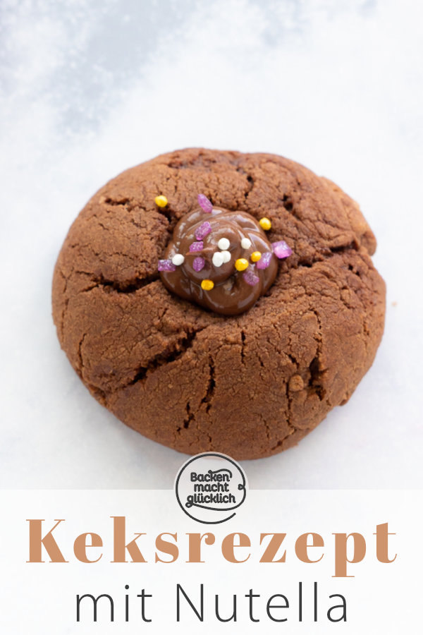 Blitzschnelles Rezept für Cookies aus Nussnougarcreme, für die ihr nur 3 Zutaten braucht. Die Nutellakekse werden euch garantiert umhauen!