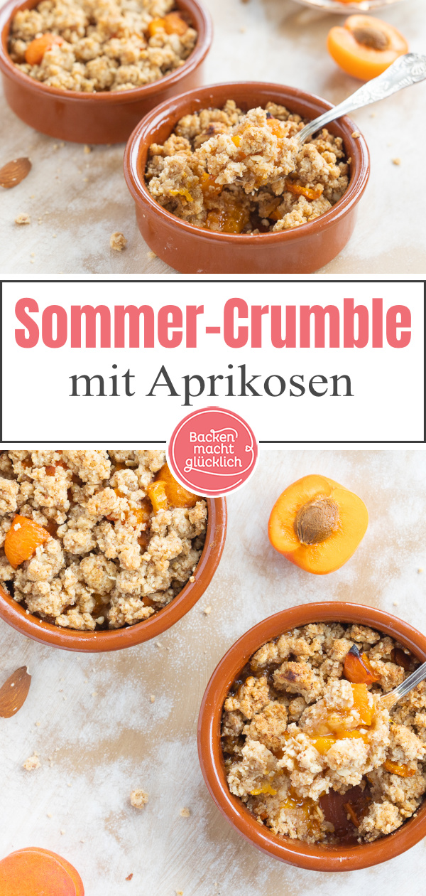 Aprikosen-Crumble mit Haferflocken und Mandeln kommt immer gut an. Das Sommer-Crumble ist super fruchtig, mürbe & knusprig.