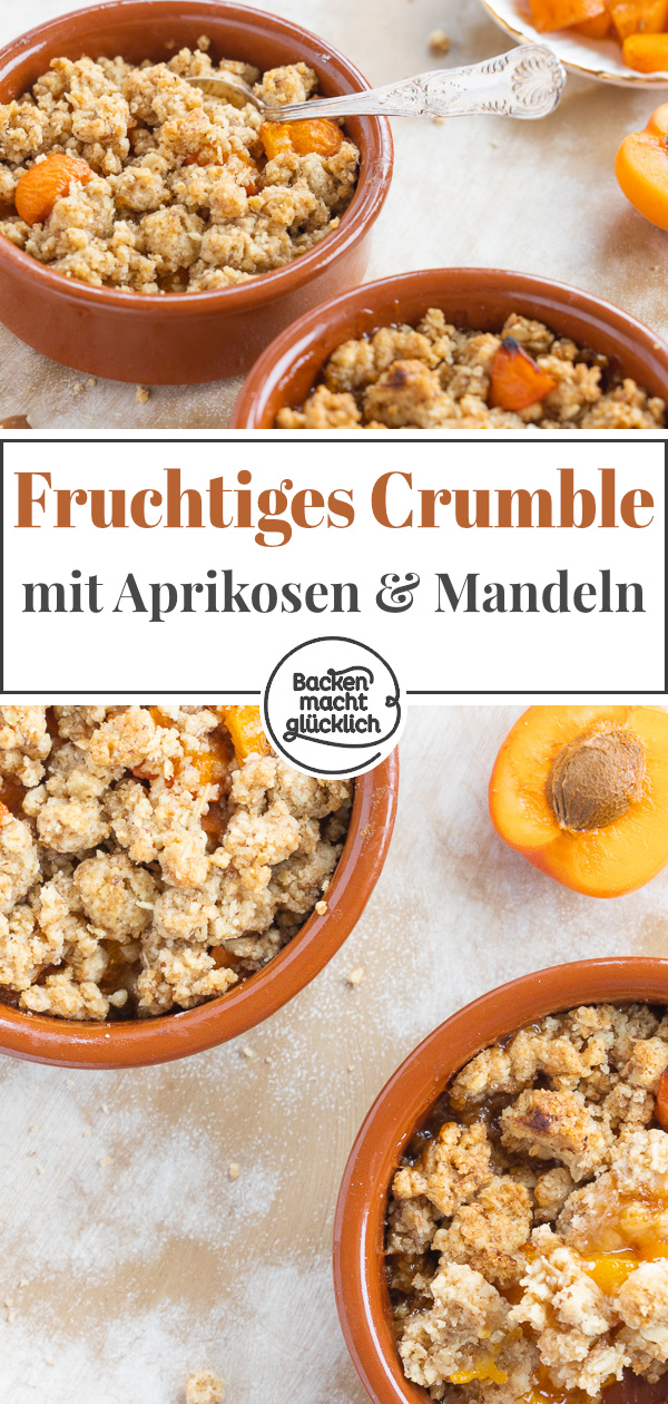 Aprikosen-Crumble mit Haferflocken und Mandeln kommt immer gut an. Das Sommer-Crumble ist super fruchtig, mürbe & knusprig.