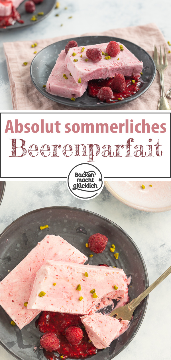 Herrlich sahniges Dessert, für das ihr weder Eismaschine noch Wasserbad braucht. Das Parfait schmeckt mit jeder Beerensorte und versüßt jeden Sommertag.