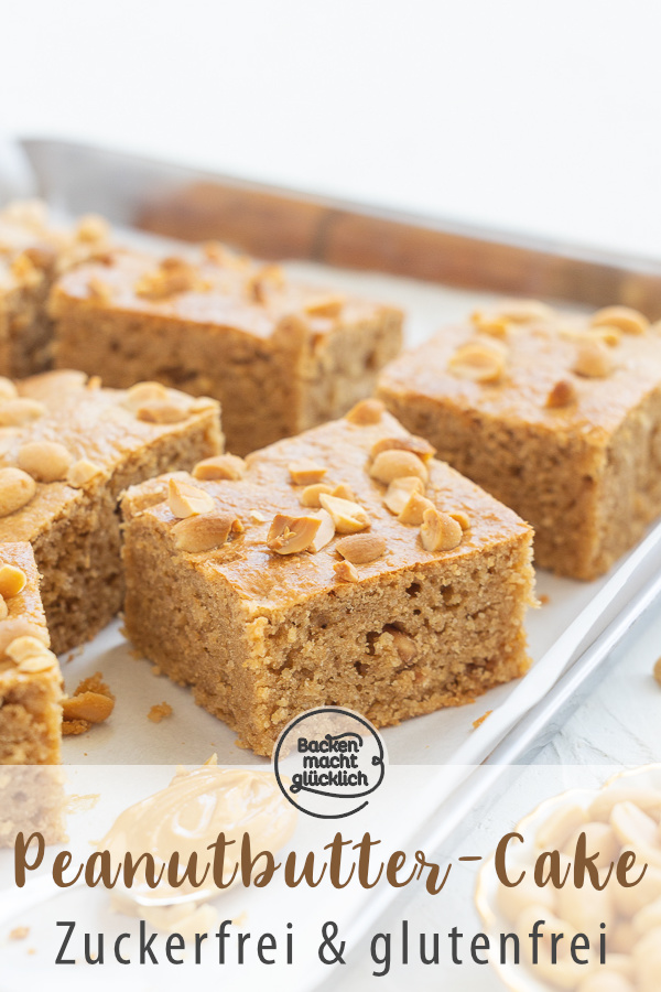 Zuckerfrei und mehlfrei, aber mit viel Geschmack: Dieser einfache Kuchen mit Erdnussbutter wird herrlich saftig. Der Peanutbutter-Cake schmeckt garantiert auch denjenigen unter euch, die sich sonst nicht kohlenhydratarm ernähren.
