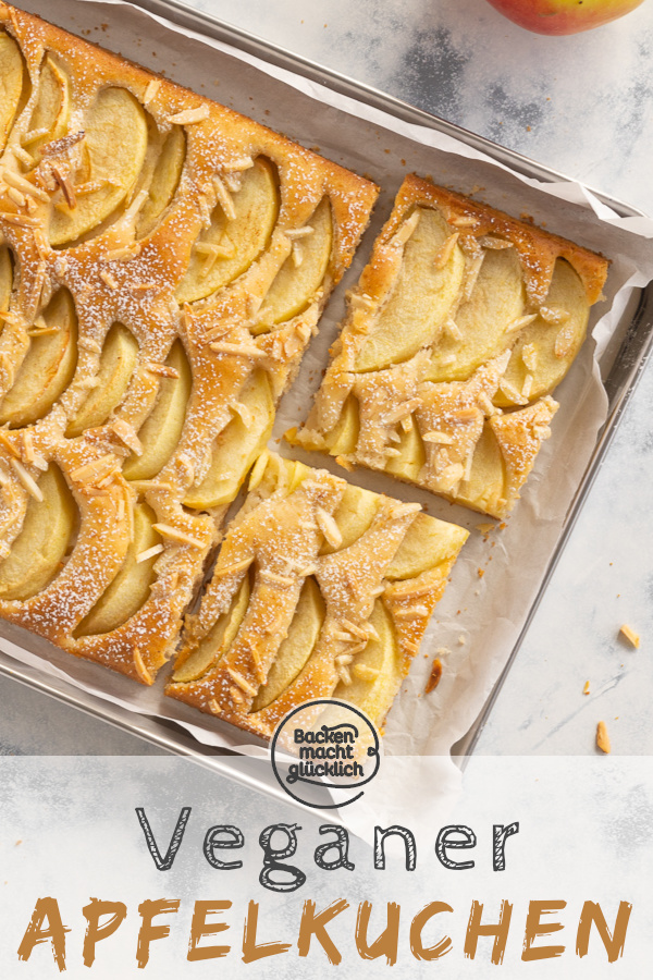 Dieser einfache vegane Apfelkuchen vom Blech ohne Ei, Butter und Milch schmeckt herrlich. Der Rührkuchen mit Äpfeln ist einfach, saftig, schnell.