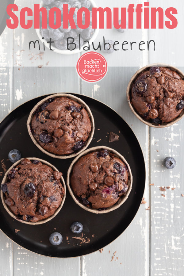 Super saftige Schoko-Blaubeer-Muffins: einfach und schnell gemacht, kommt immer gut an! Am besten gleich testen.