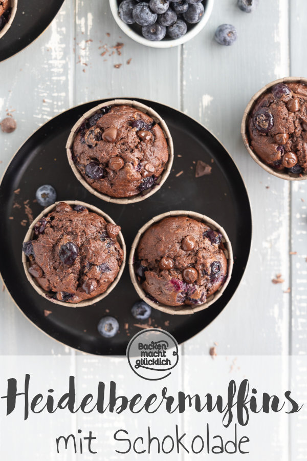 Super saftige Schoko-Blaubeer-Muffins: einfach und schnell gemacht, kommt immer gut an! Am besten gleich testen.