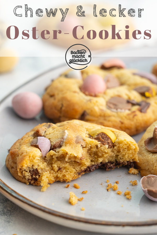 Himmlisch leckere chewy Oster-Cookies mit Schoko-Ostereiern. Dieses einfache Rezept wird euch begeistern!