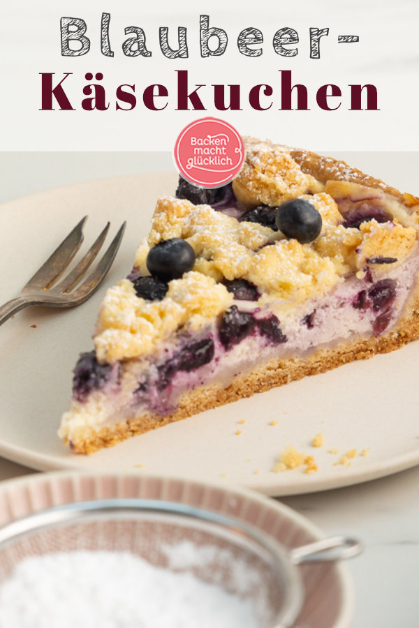 Sommerlicher Käsekuchen mit Blaubeeren bzw. Heidelbeeren: Kommt immer gut an! Nur ein Teig für Boden und Streusel.