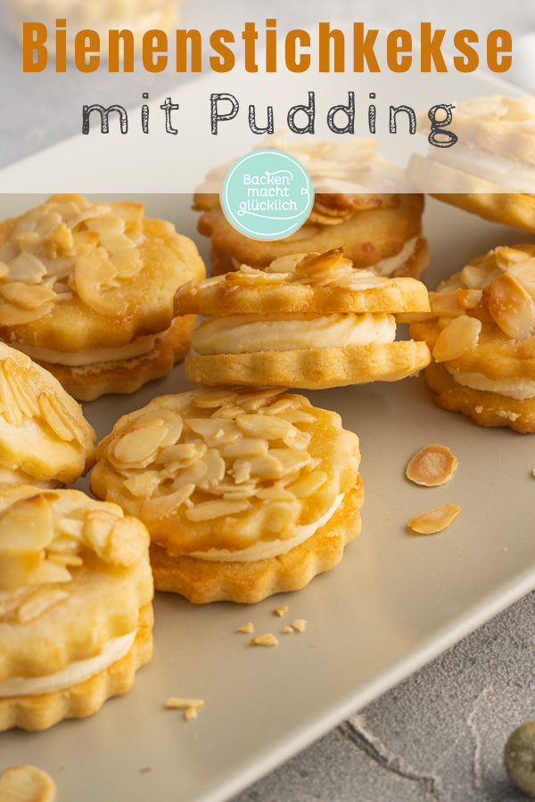 Himmlische Bienenstich-Plätzchen für Weihnachten mit Mandel-Karamell-Topping & Vanillepudding-Creme.