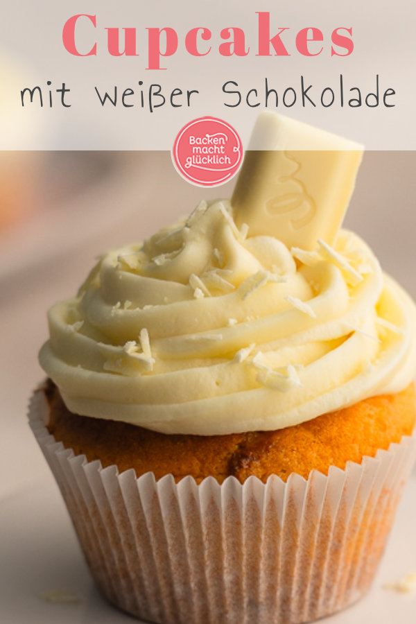 Einfaches Rezept für himmlische Cupcakes mit weißer Schokolade und Frischkäse-Frosting. Perfekt für festliche Anlässe!