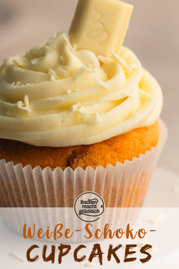 Einfaches Rezept für himmlische Cupcakes mit weißer Schokolade und Frischkäse-Frosting. Perfekt für festliche Anlässe!