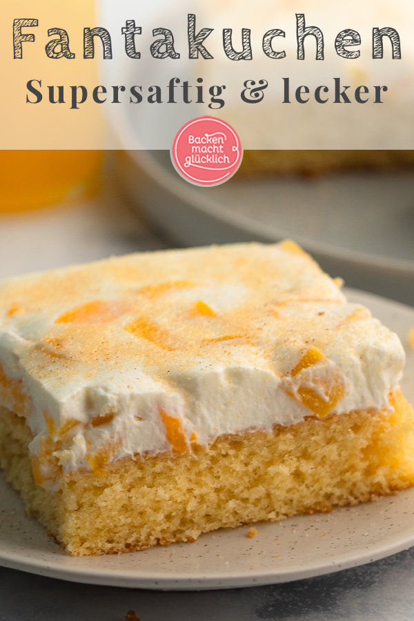 Fantakuchen mit Schmand und Pfirsichen ist der Hit auf jeder Feier! Ein einfaches tolles Rezept fürs Blech.