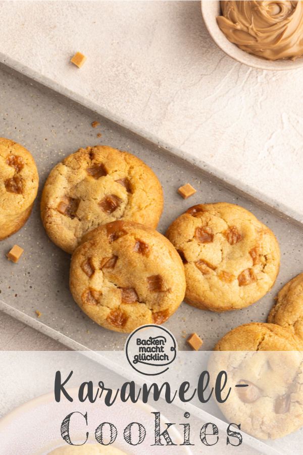 Unglaublich leckere Salted Caramell Cookies mit Karamellstückchen: chewy, soft, lecker und einfach zu machen.