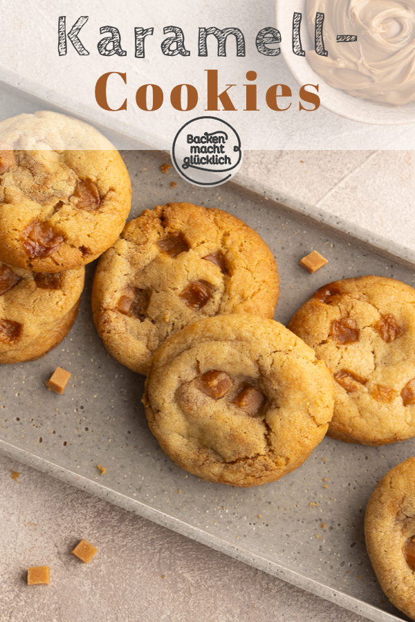 Unglaublich leckere Salted Caramell Cookies mit Karamellstückchen: chewy, soft, lecker und einfach zu machen.