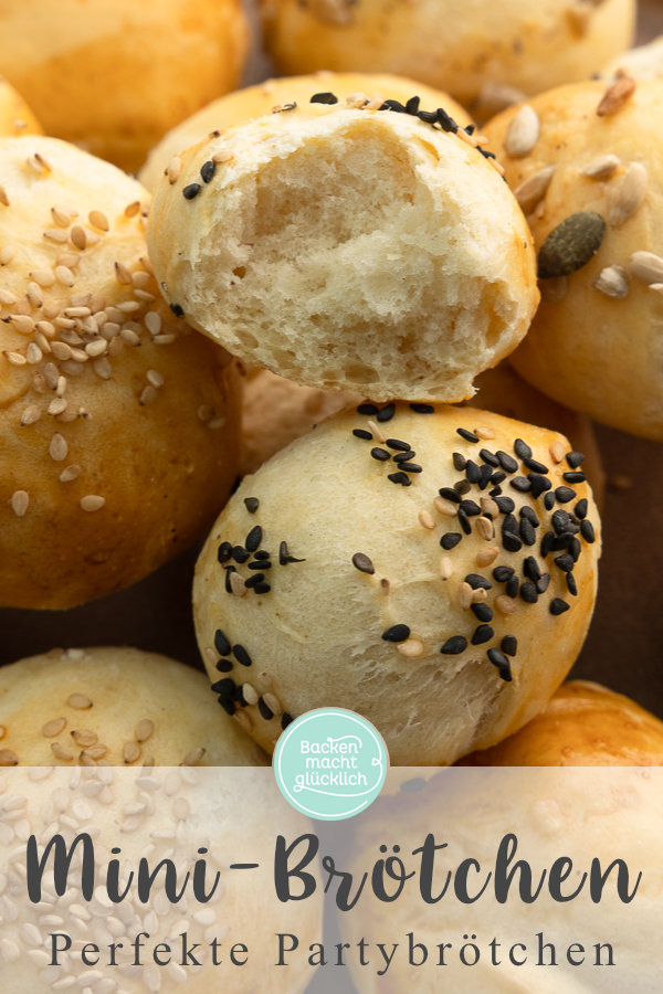 Einfaches Rezept für einfache Minibrötchen ohne lange Gehzeit. Nur Standardzutaten. Perfekt für Brunch, Partys, Buffets und Co