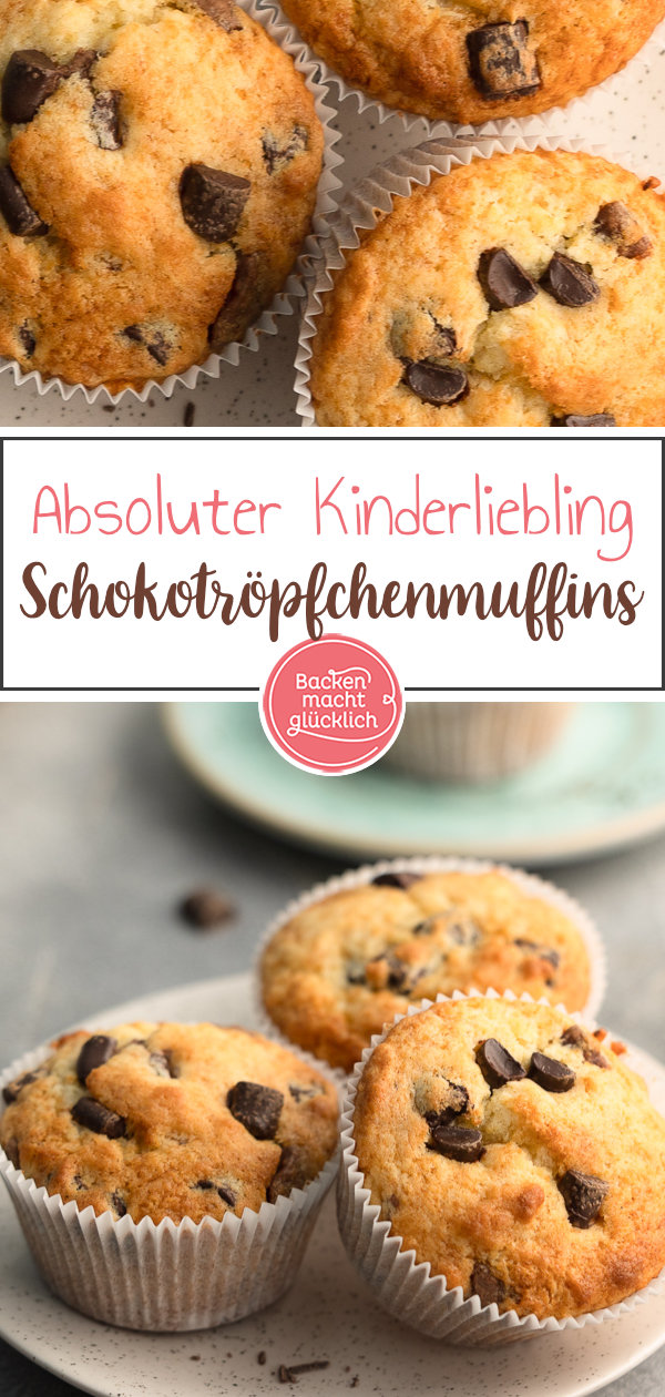 Fluffige, saftige Muffins mit Schokotröpfchen oder -chunks. Wenige Zutaten, max. 10 Minuten Aufwand: Ihr werdet das Rezept lieben!