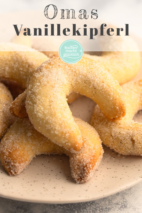 Einfaches Original-Rezept für Omas Vanillekipferl. Aus gutem Grund eine der beliebtesten Plätzchensorten überhaupt!