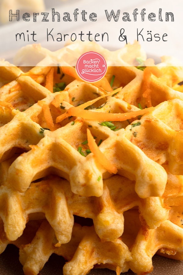 Schnelle pikante Waffeln mit Karotten, die außen schön knusprig und innen saftig werden.