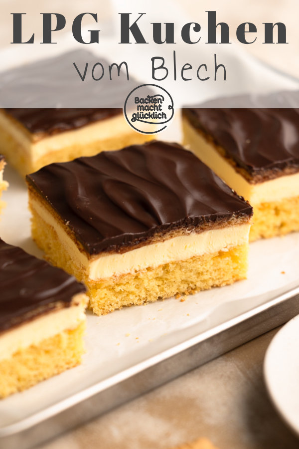 Nostalgie-Rezept für eine köstliche Kombi aus Rührkuchen, Buttercreme, beschwipste Keks-Schicht und Schokolade