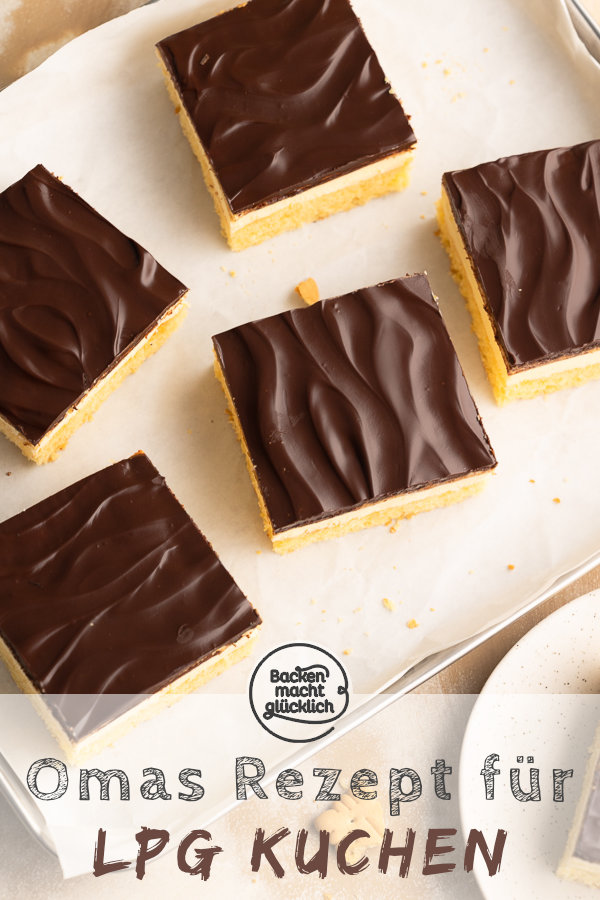 Nostalgie-Rezept für eine köstliche Kombi aus Rührkuchen, Buttercreme, beschwipste Keks-Schicht und Schokolade